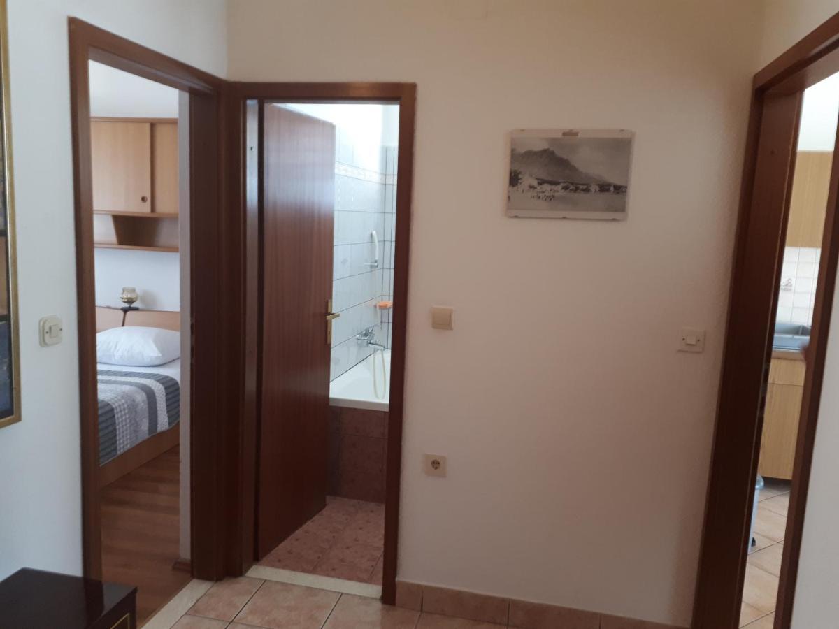 Apartman Emilio Baska Voda Exterior photo